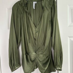 Grace + Karma Satin Feel Green Women's Top. XL